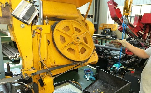 如何解决新宁卧式金属带锯床切削时出现的断带现象? 如何解决新宁卧式金属带锯床切削时出现的断带现象?